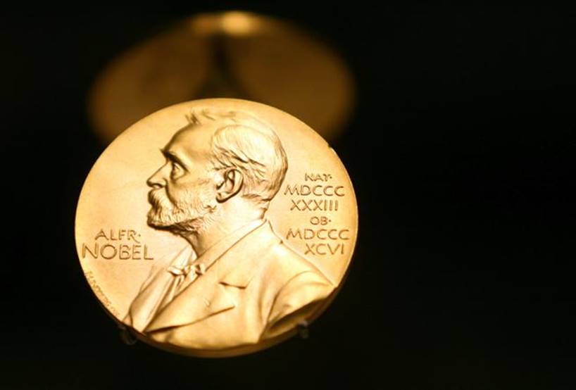 La medalla de oro del premio Nobel.